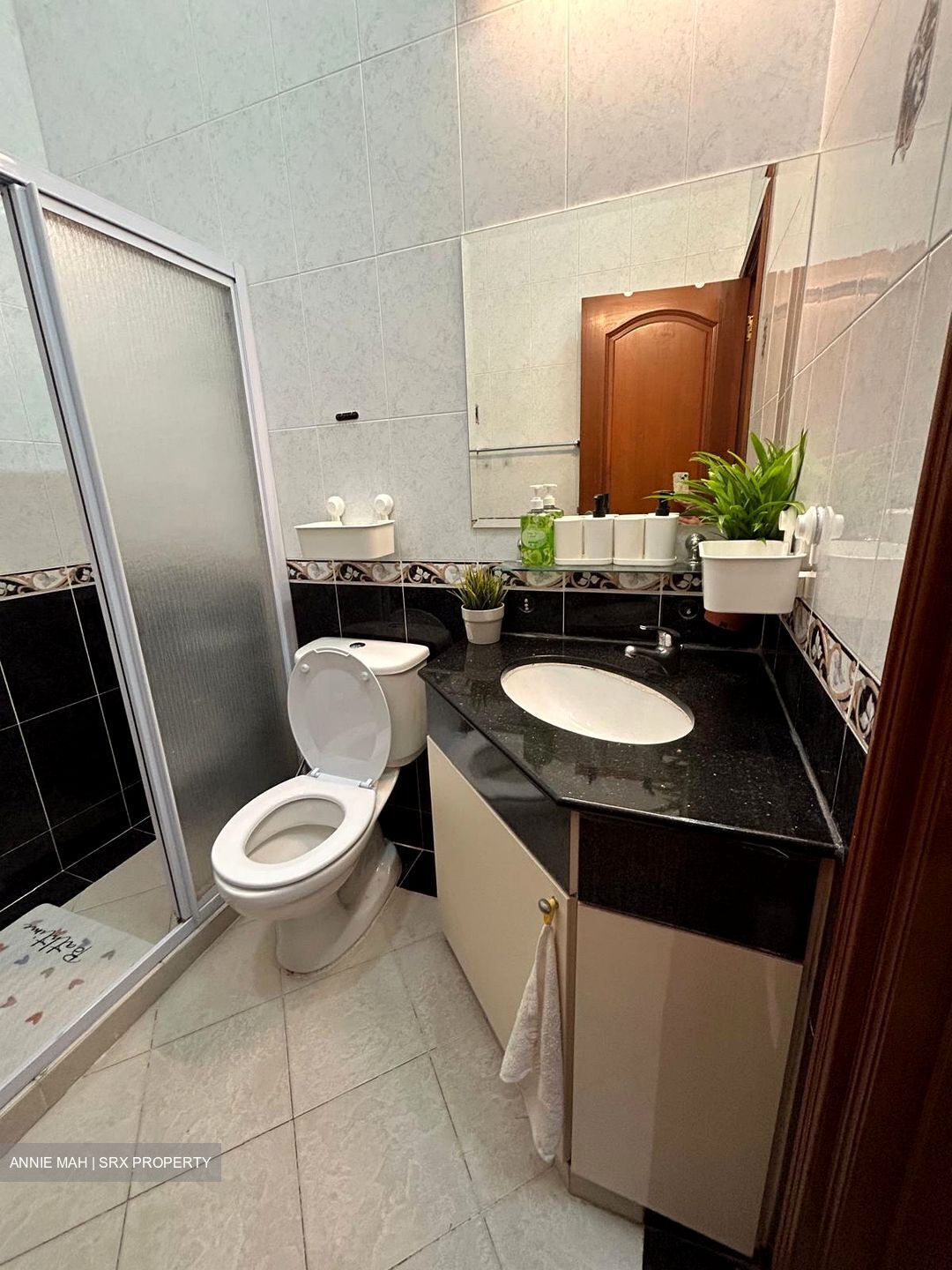 Yong Seng Estate (D14), Terrace #449791781